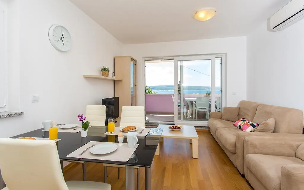 Apartment Villa Dramalj