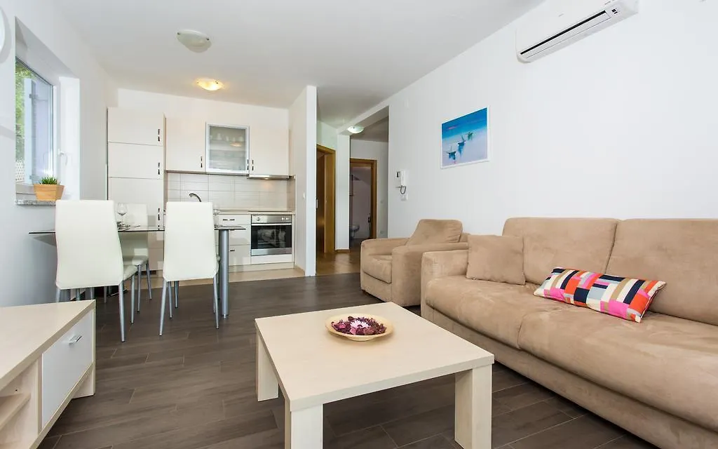 Apartment Villa Dramalj