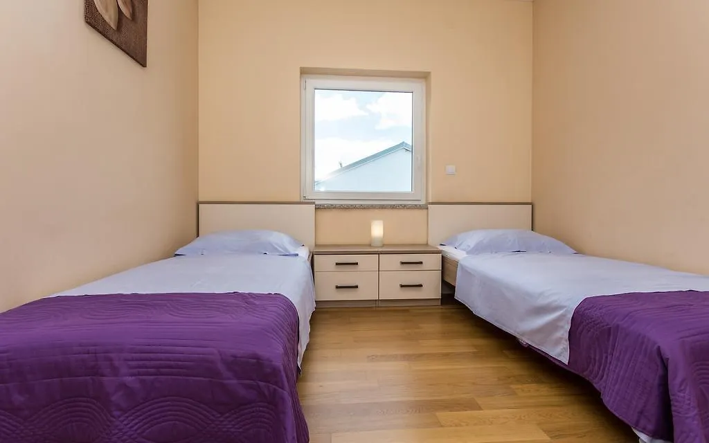 Villa Dramalj 0*,  Croatia