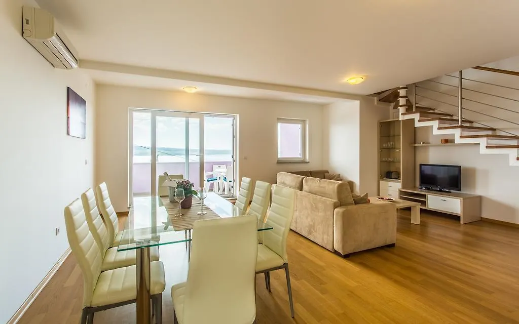 Apartment Villa Dramalj Croatia